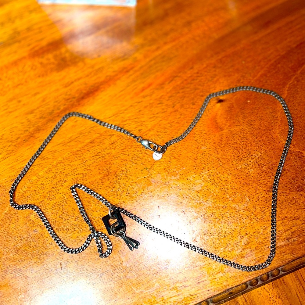 Forever 21 black diamond drop pendant necklace